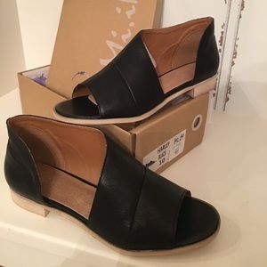 Mi.iM Harley Flats Size 10